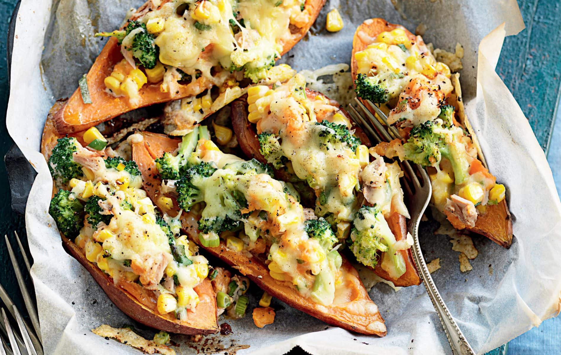 Baked kumara with tuna and sour cream