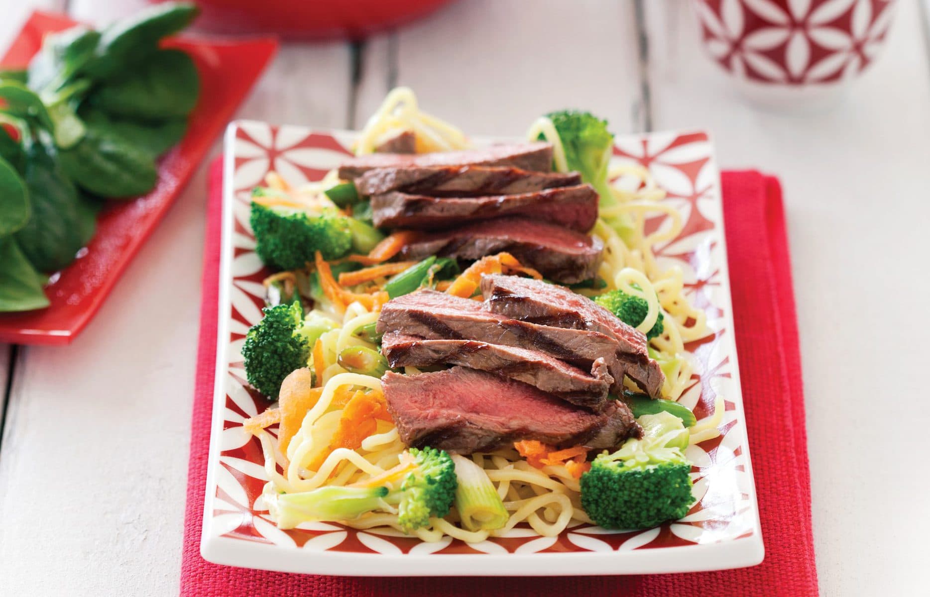 Beef tataki salad