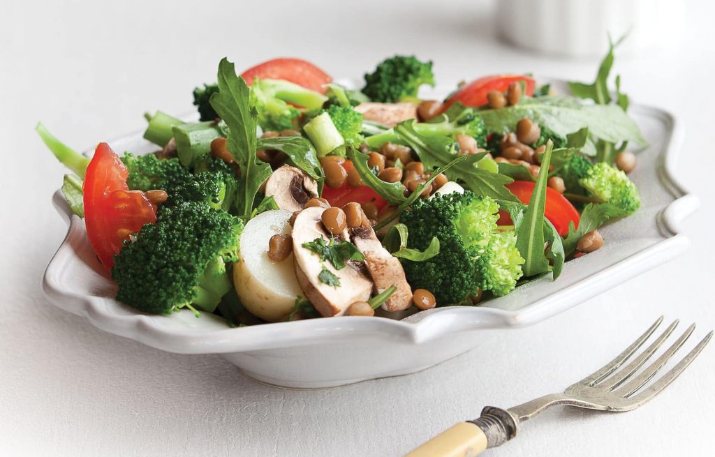 Broccoli, lentil and mushroom salad
