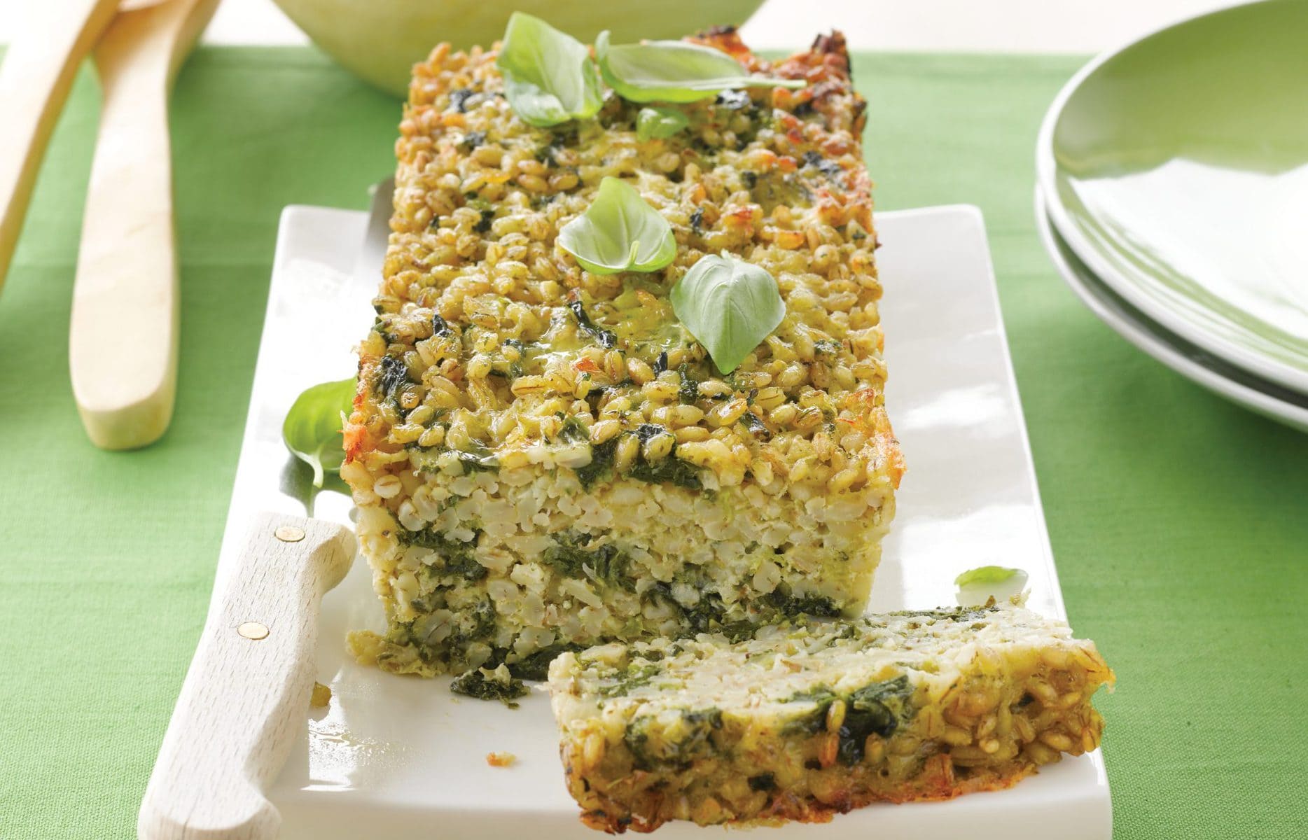 Cheesy pesto and spinach loaf