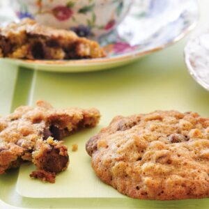 Chocolate chip and spice orange cookies