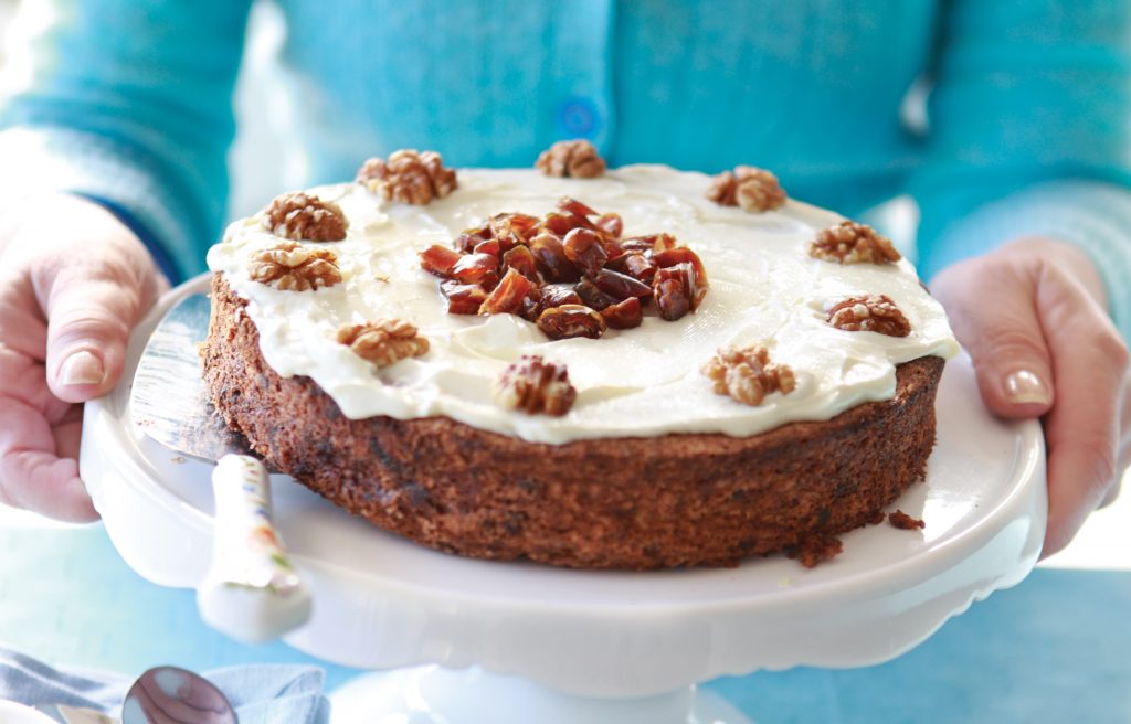 Chocolate, date and walnut cake Chocolate, date and walnut cake