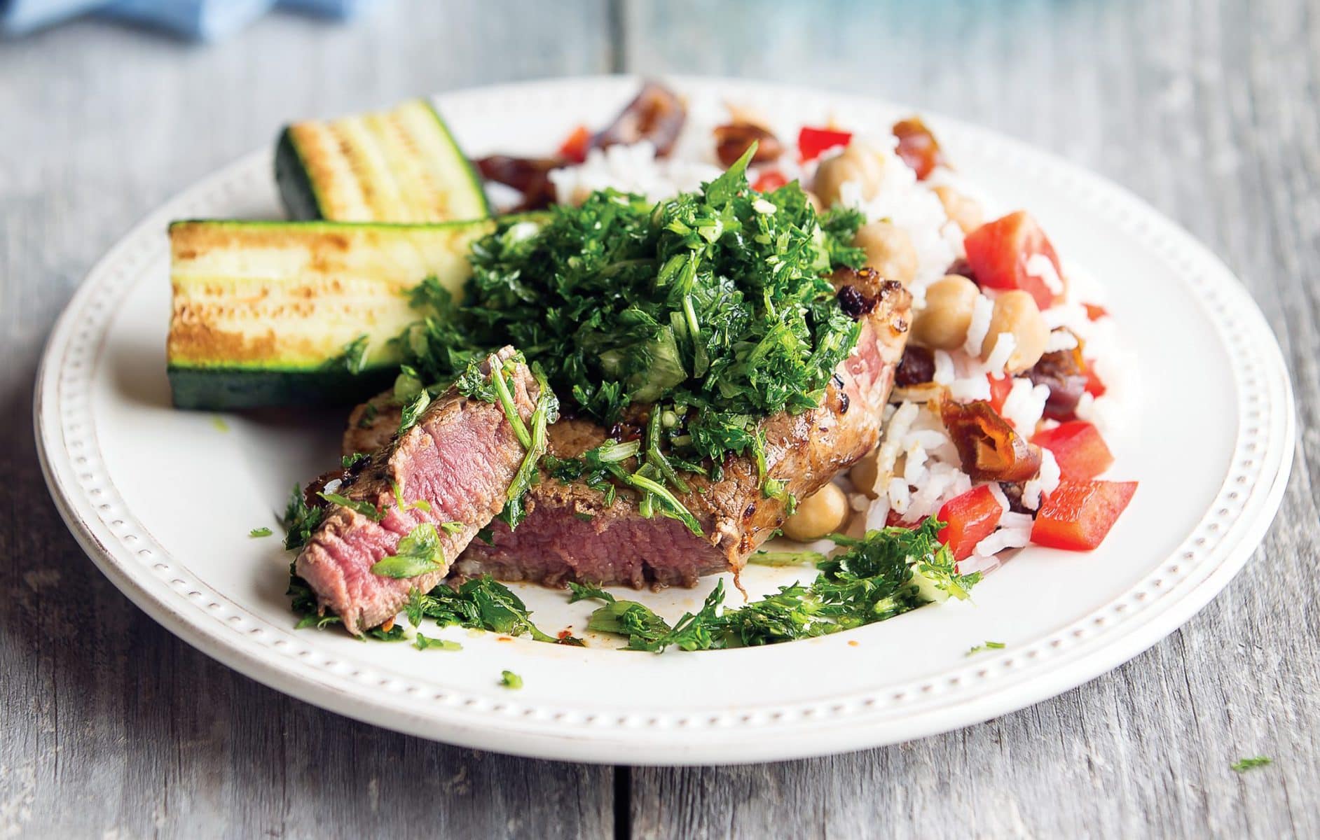 Green salsa steak