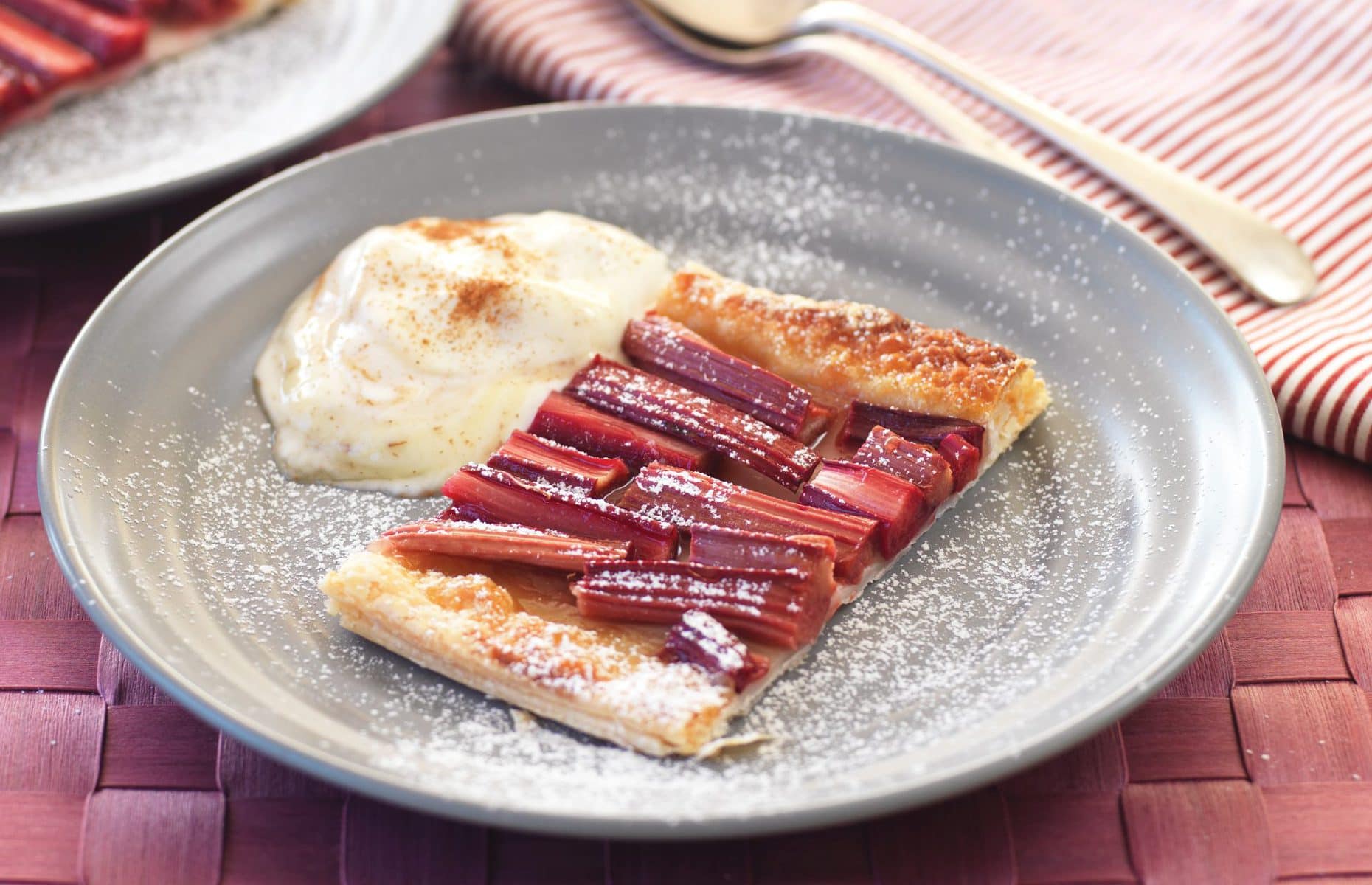 Honey rhubarb tart with vanilla and cinnamon yoghurt