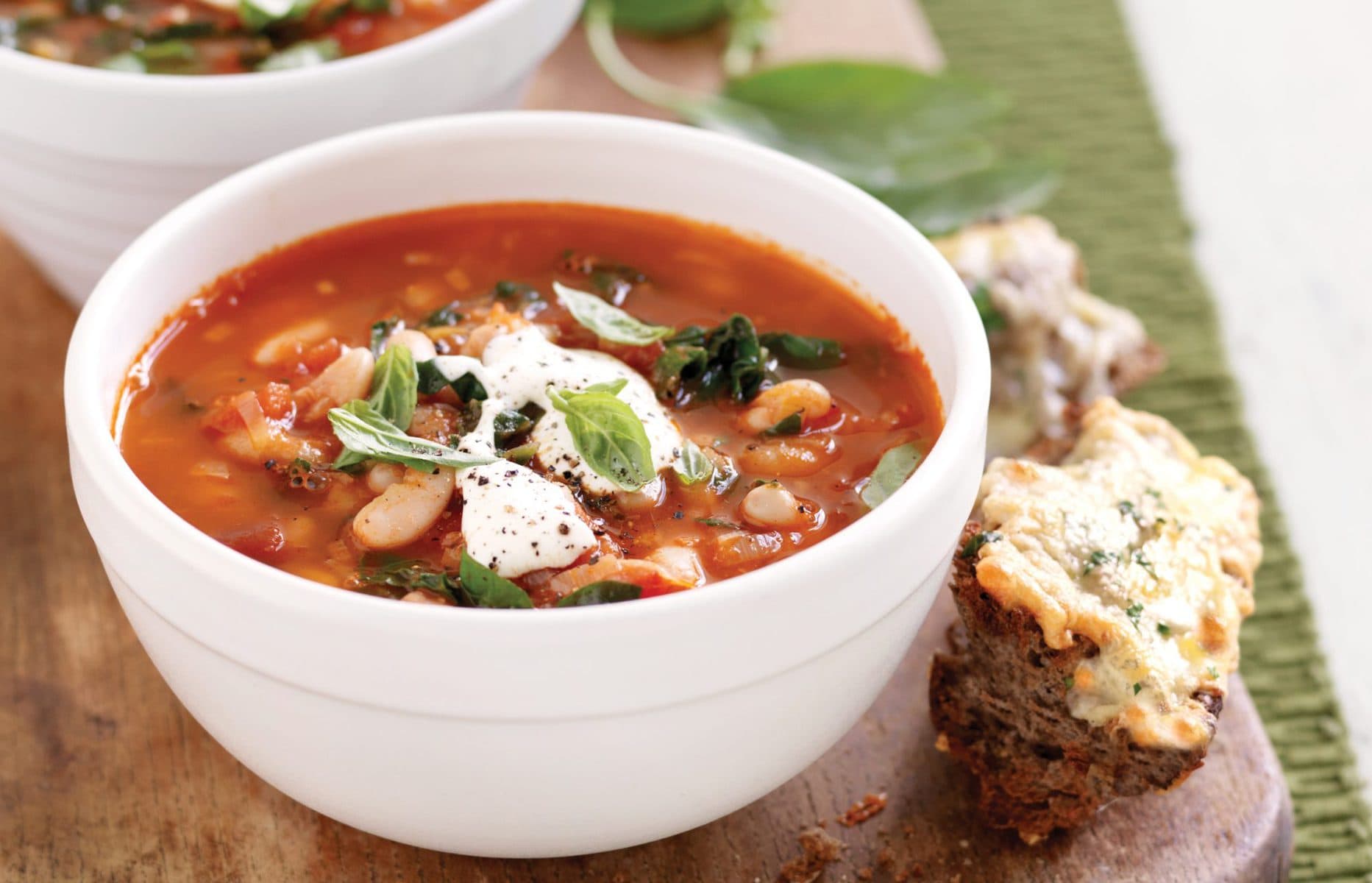 Leek and bean soup with cheesy bread