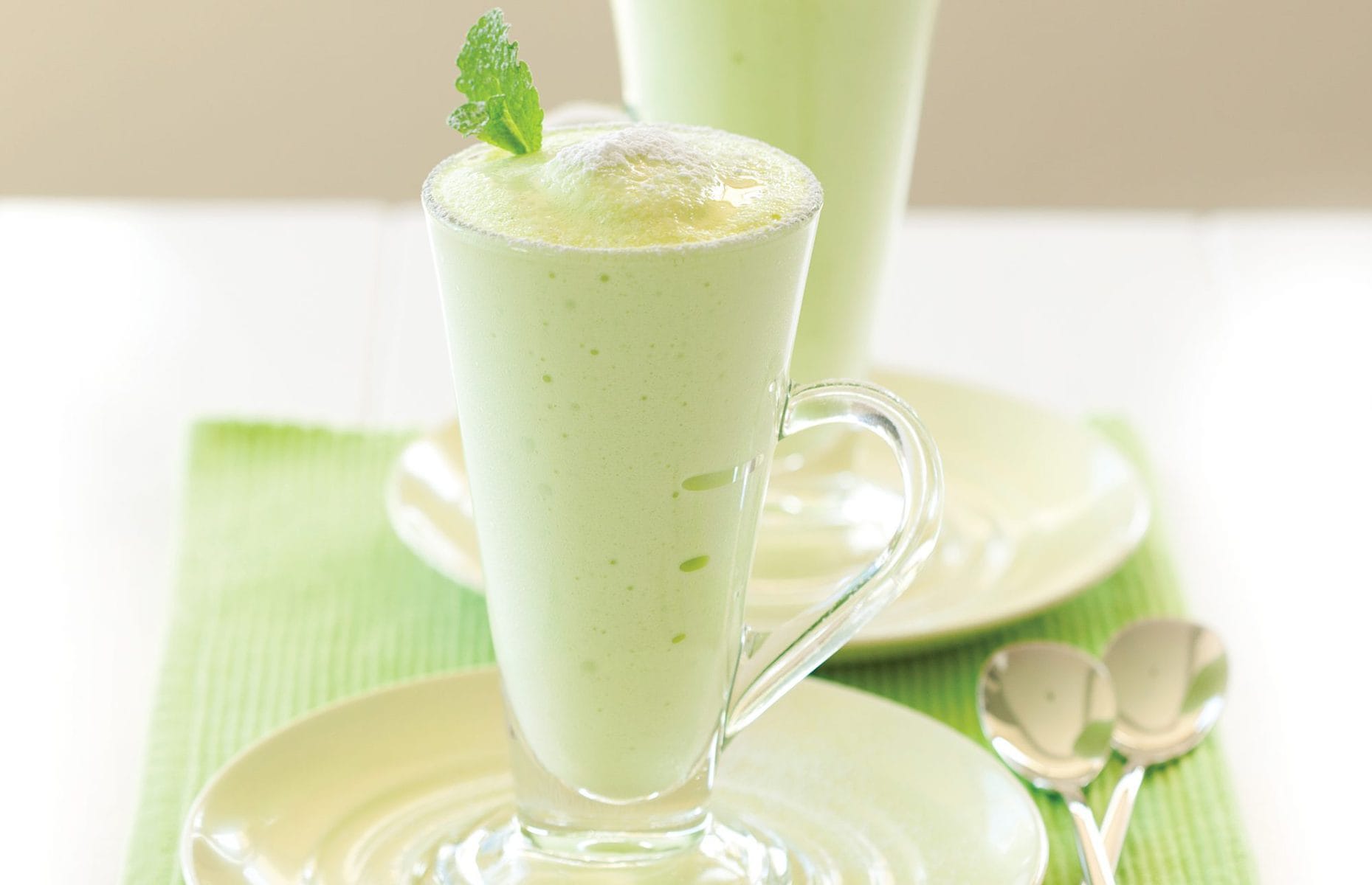 Lime jelly whip