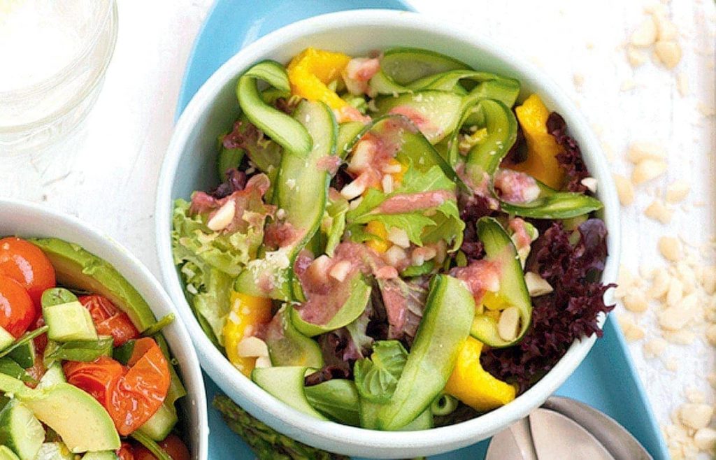 Mango and macadamia salad