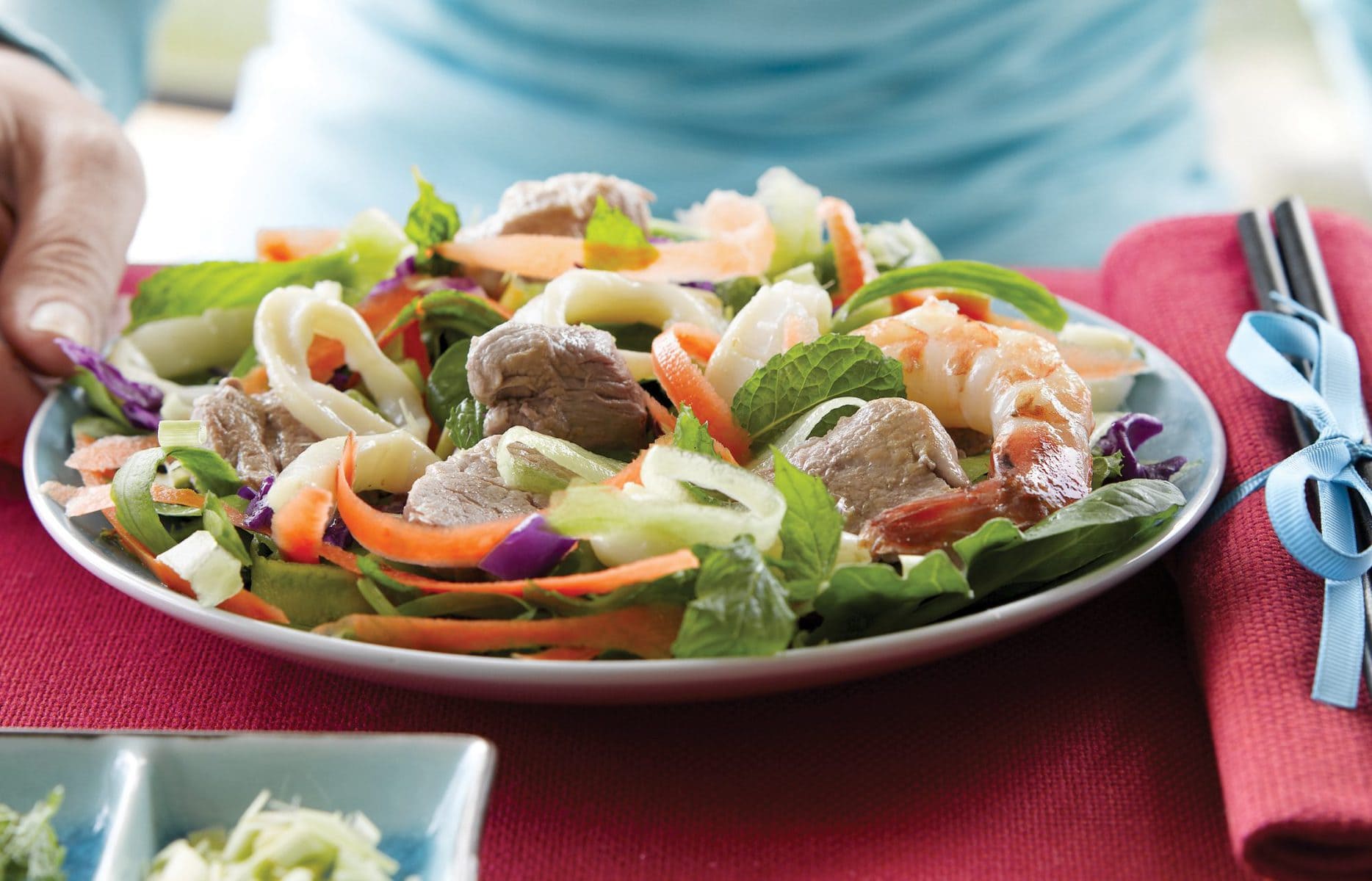 Mixed meat spicy salad