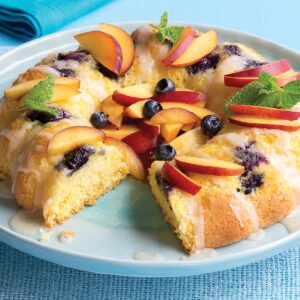 Nectarine sponge with blueberries