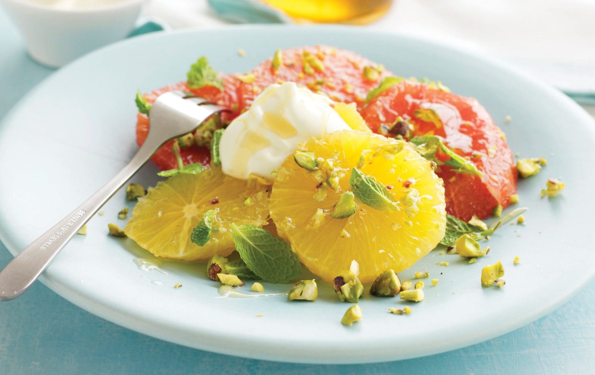 Orange and grapefruit salad with pistachios
