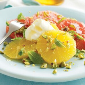 Orange and grapefruit salad with pistachios