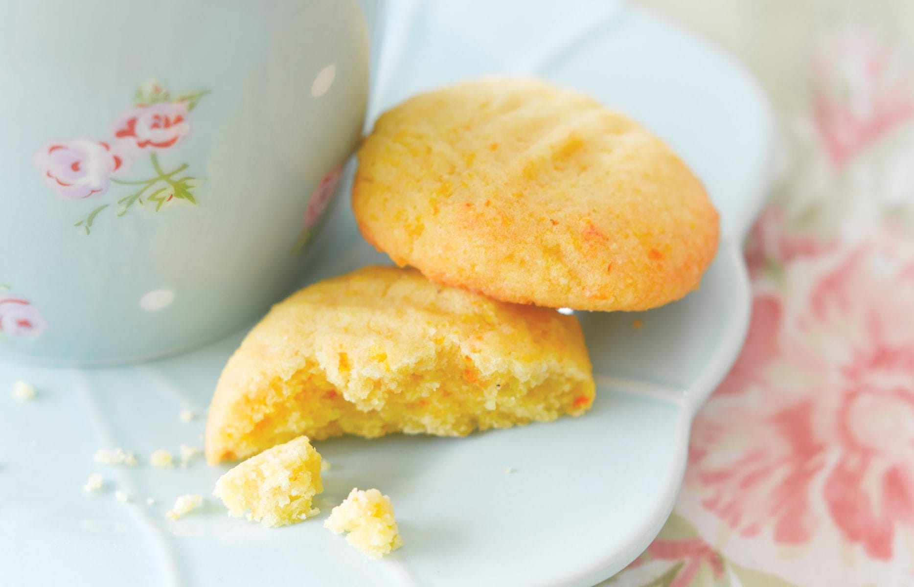 Orange polenta cookies