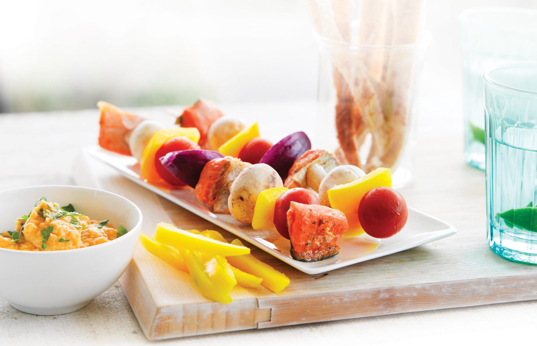 Salmon skewers mezze