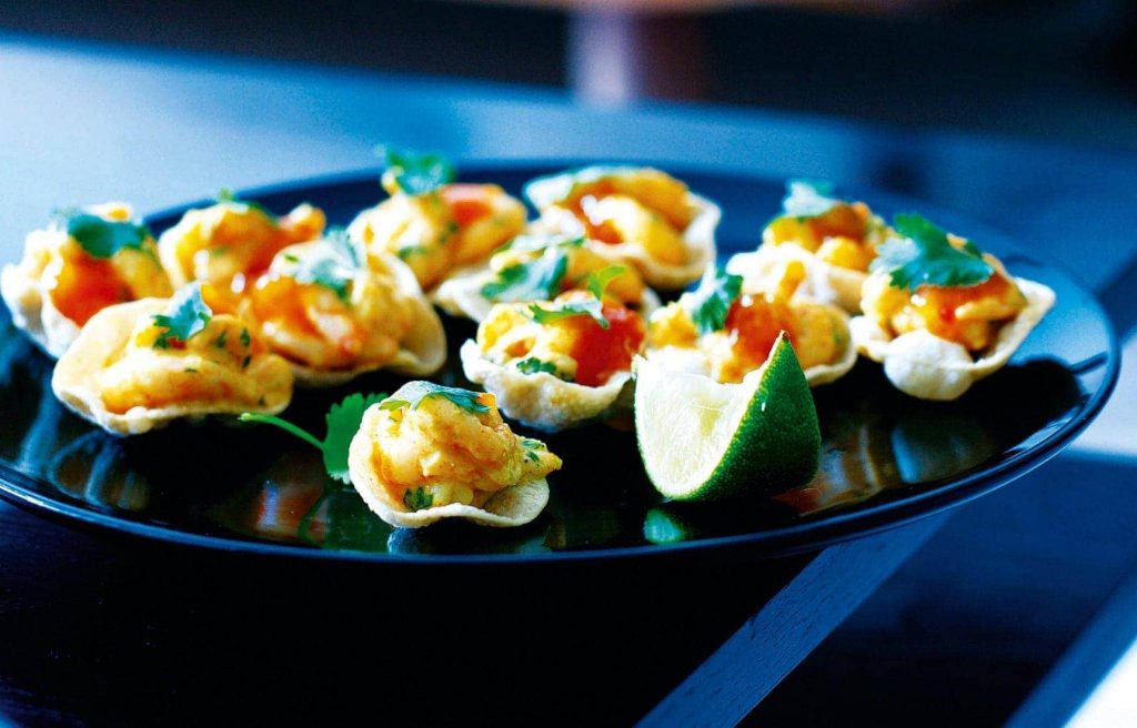 Spiced prawn crackers