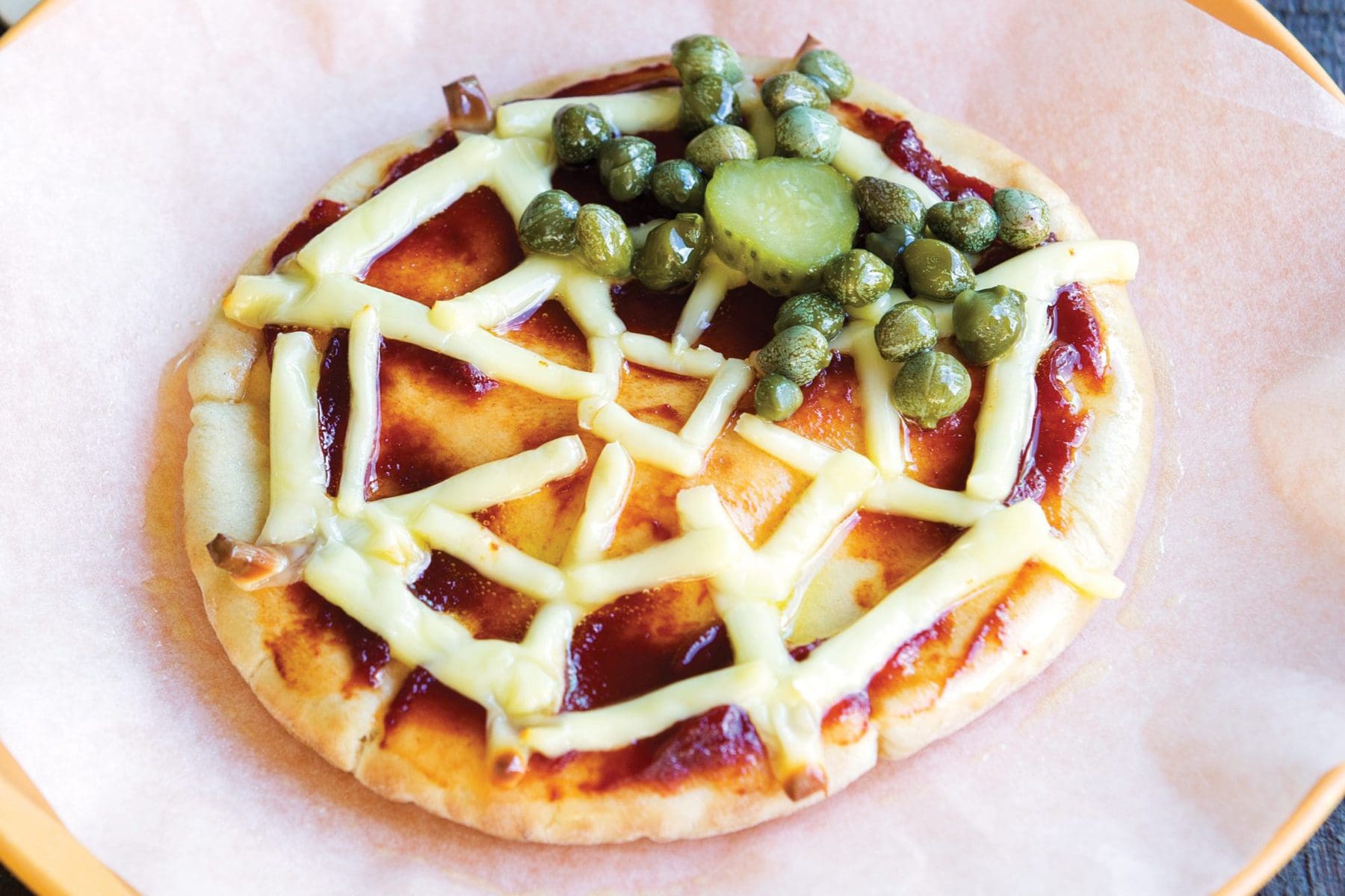 Spider mini pizzas