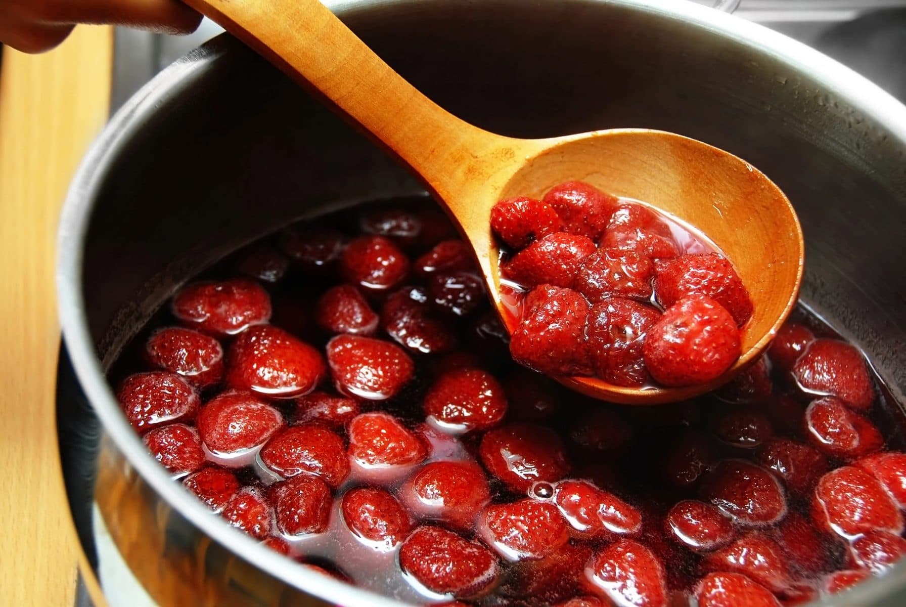 Strawberry compote