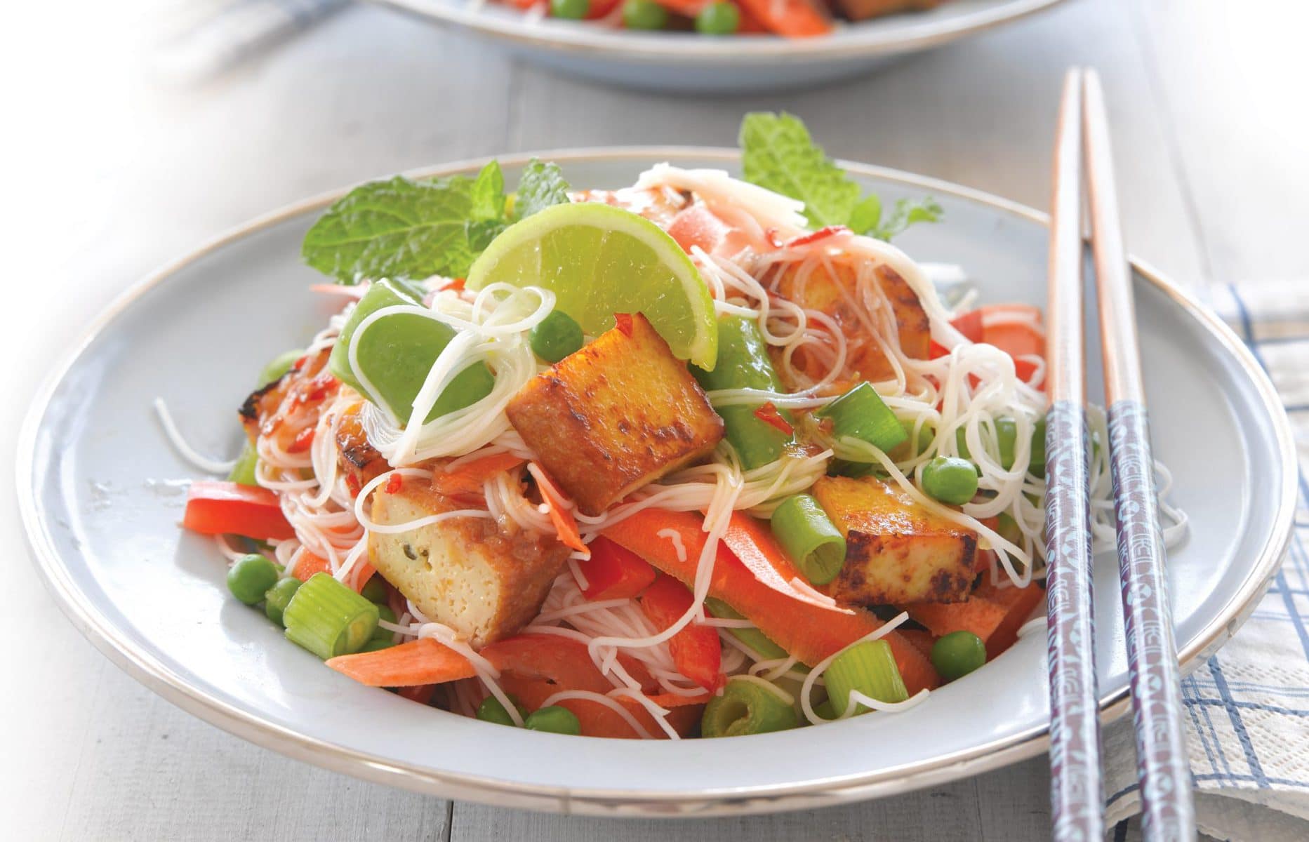 Tofu satay noodle salad