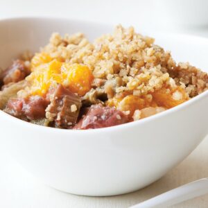 Winter fruit compote with fruit crumble