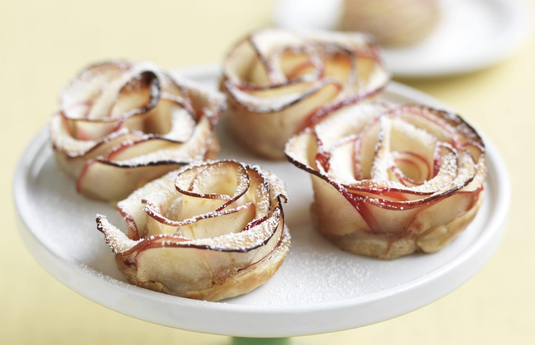 Apple rose tarts