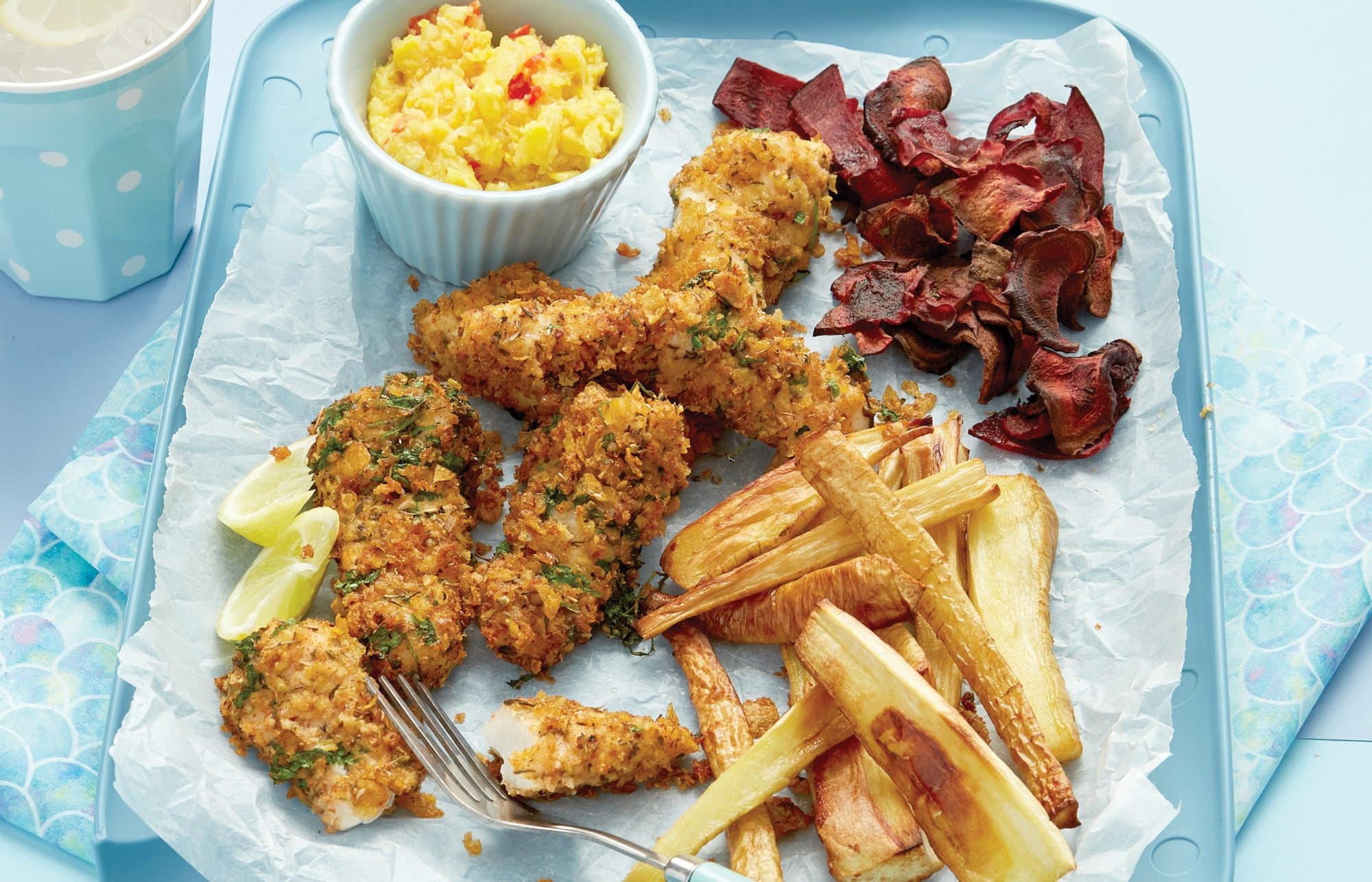 Fish fingers with vege chips and sweet relish