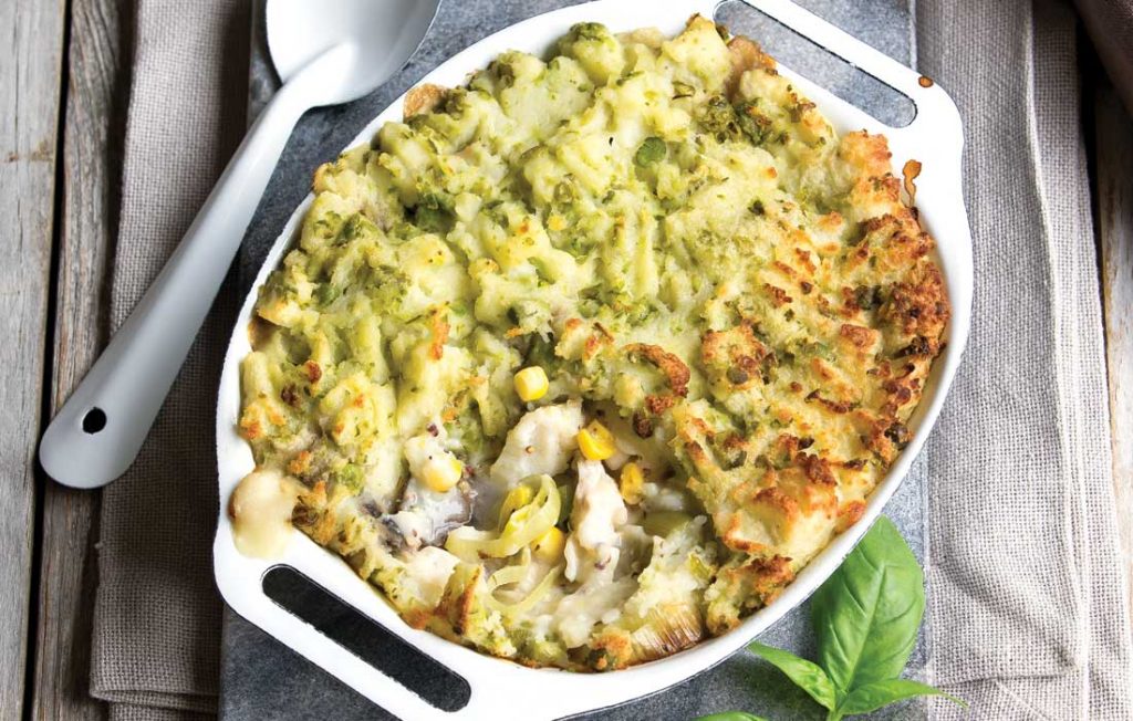 Fish pie with pea mash topping