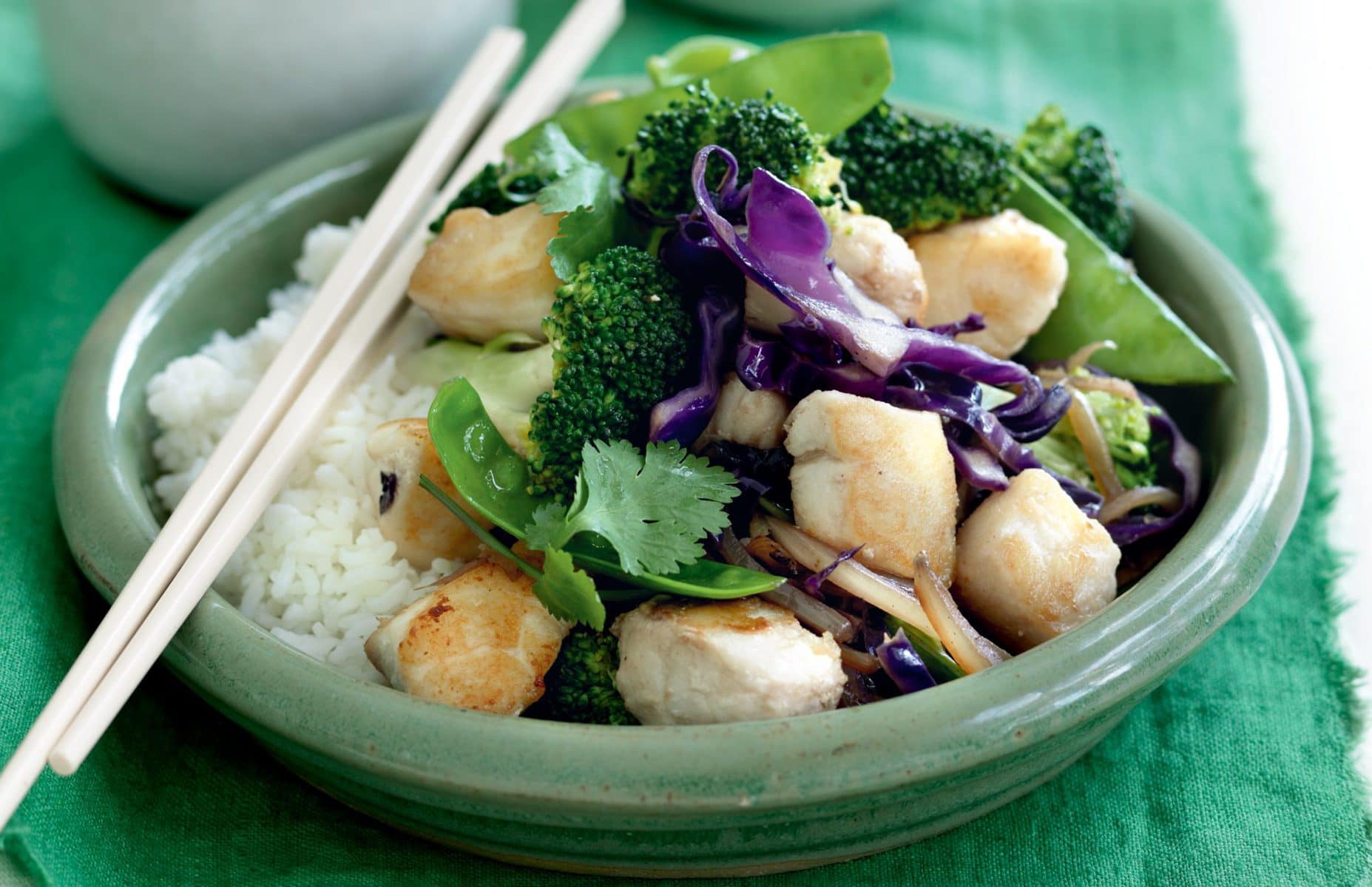 Fish stir-fry with broccoli and ginger