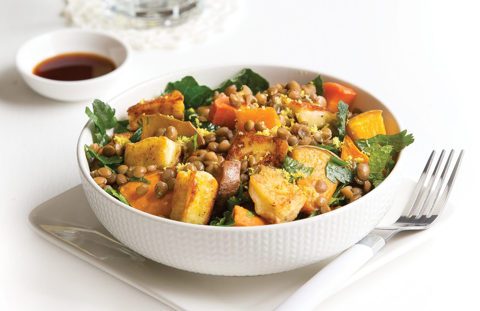 Lentil and haloumi salad with pomegranate dressing