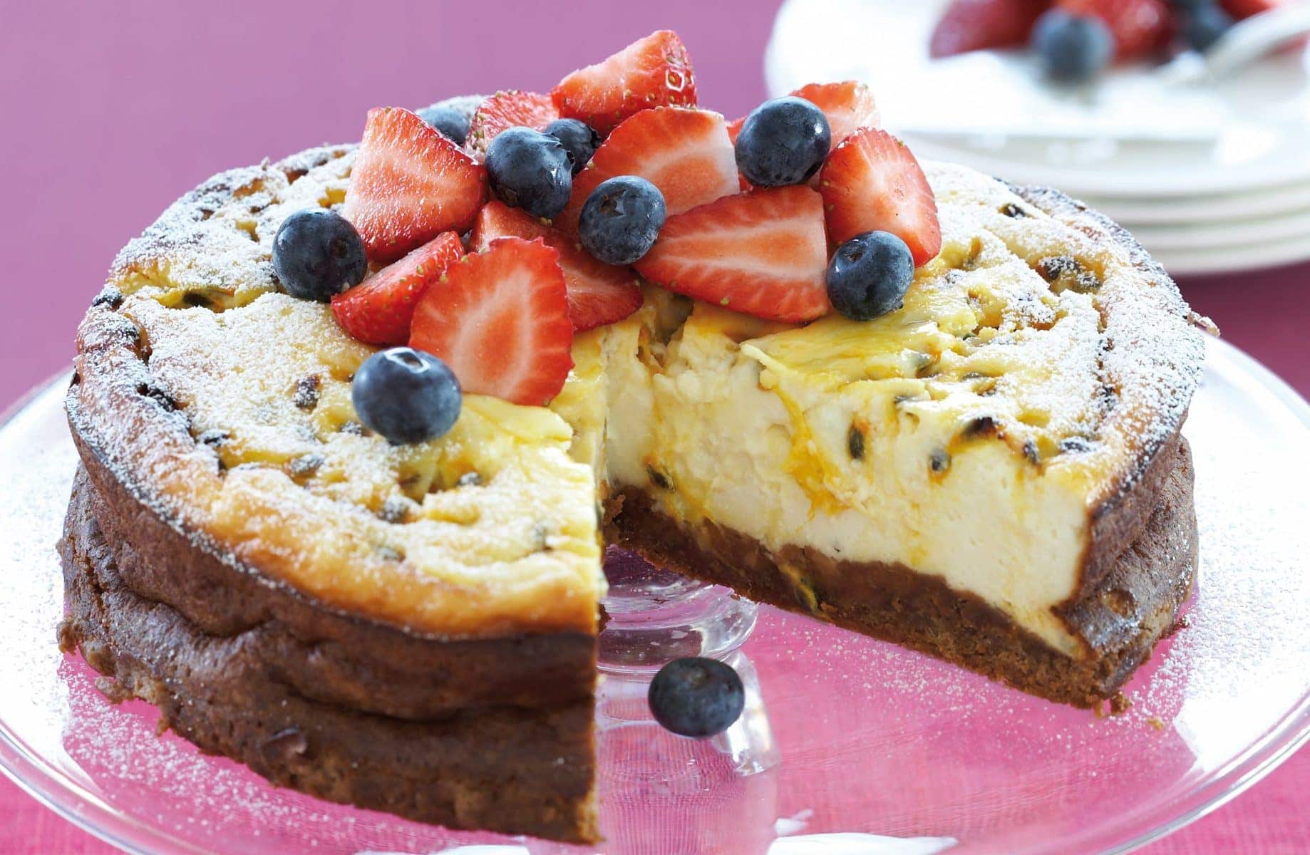 Passionfruit cheesecake