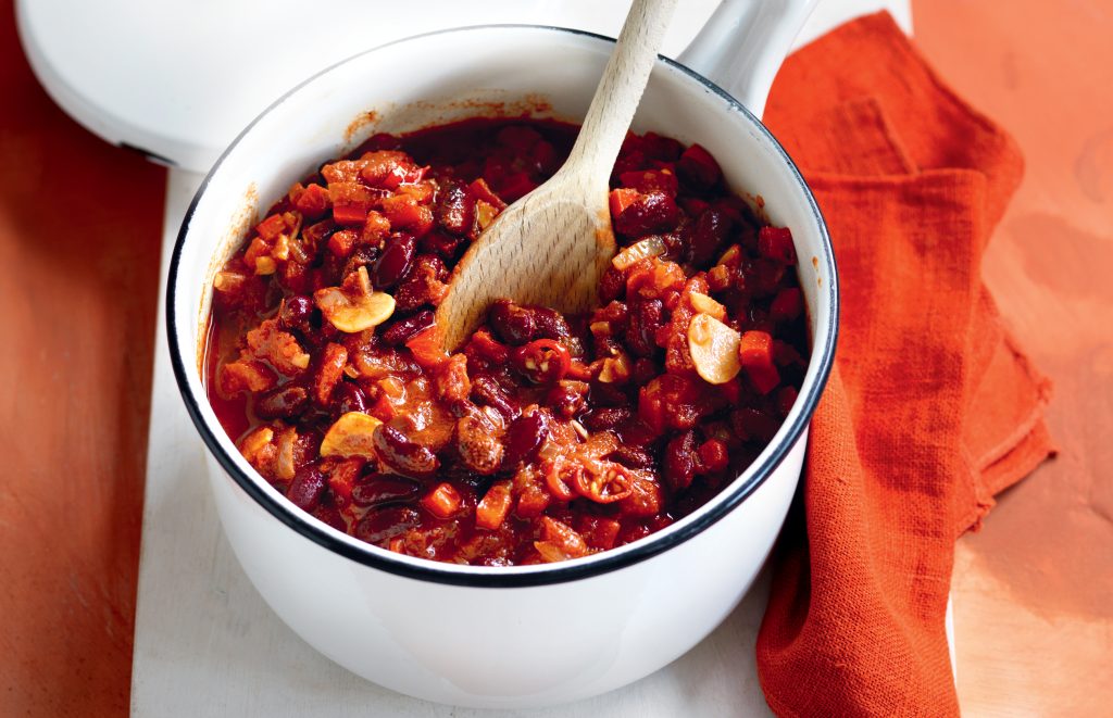 Tomato, capsicum and kidney bean braise