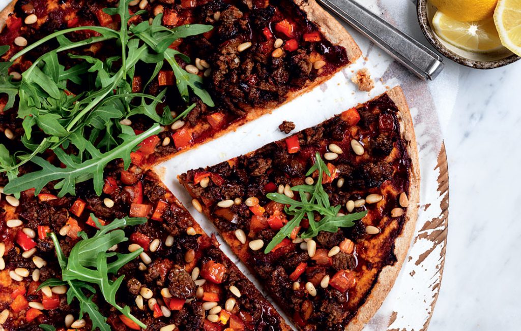 Turkish spicy beef pizza