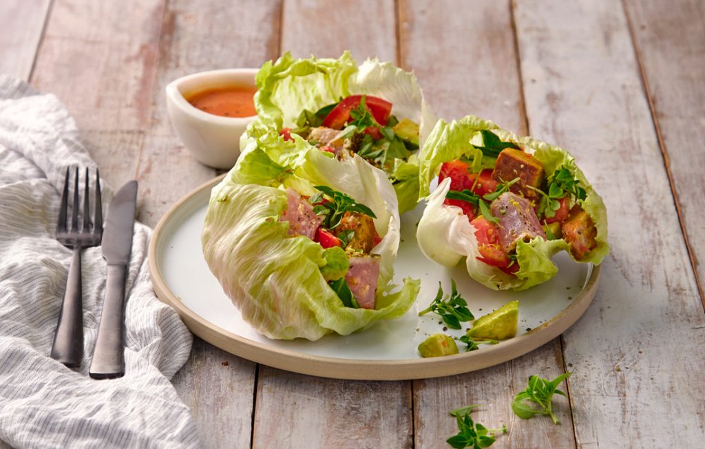 Zesty avocado and tuna salad