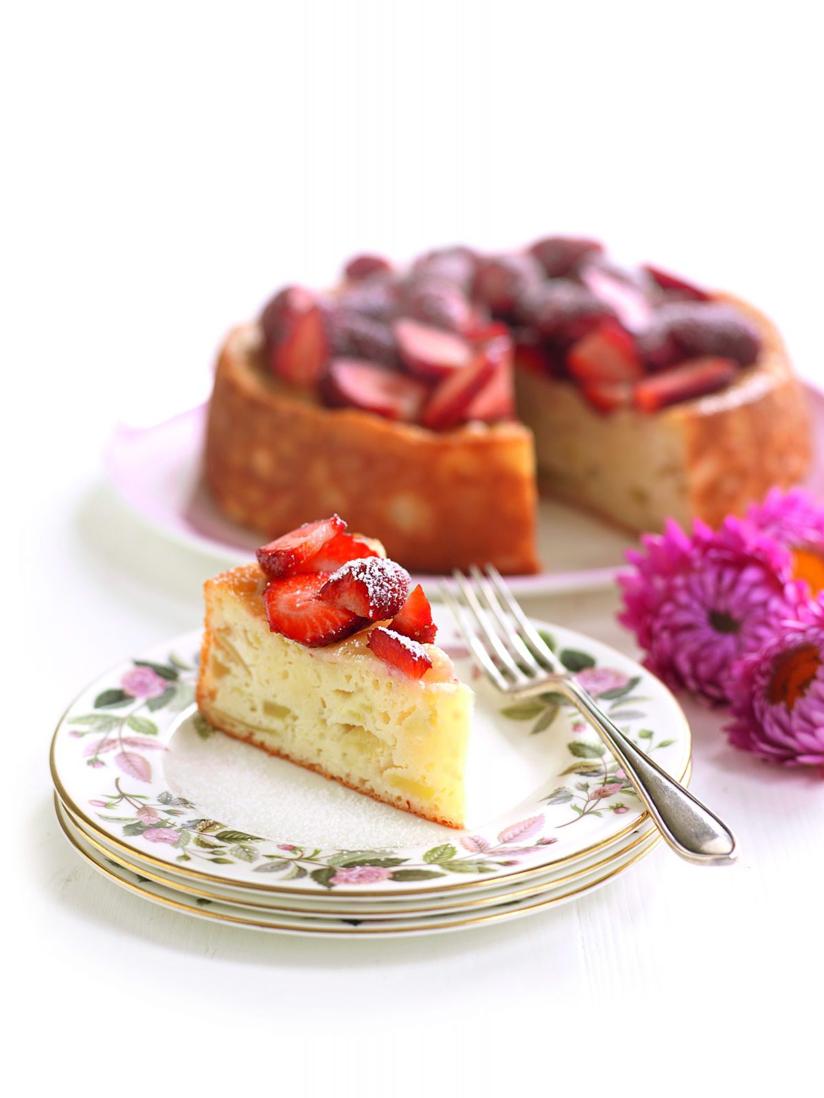 Apple and yoghurt cake