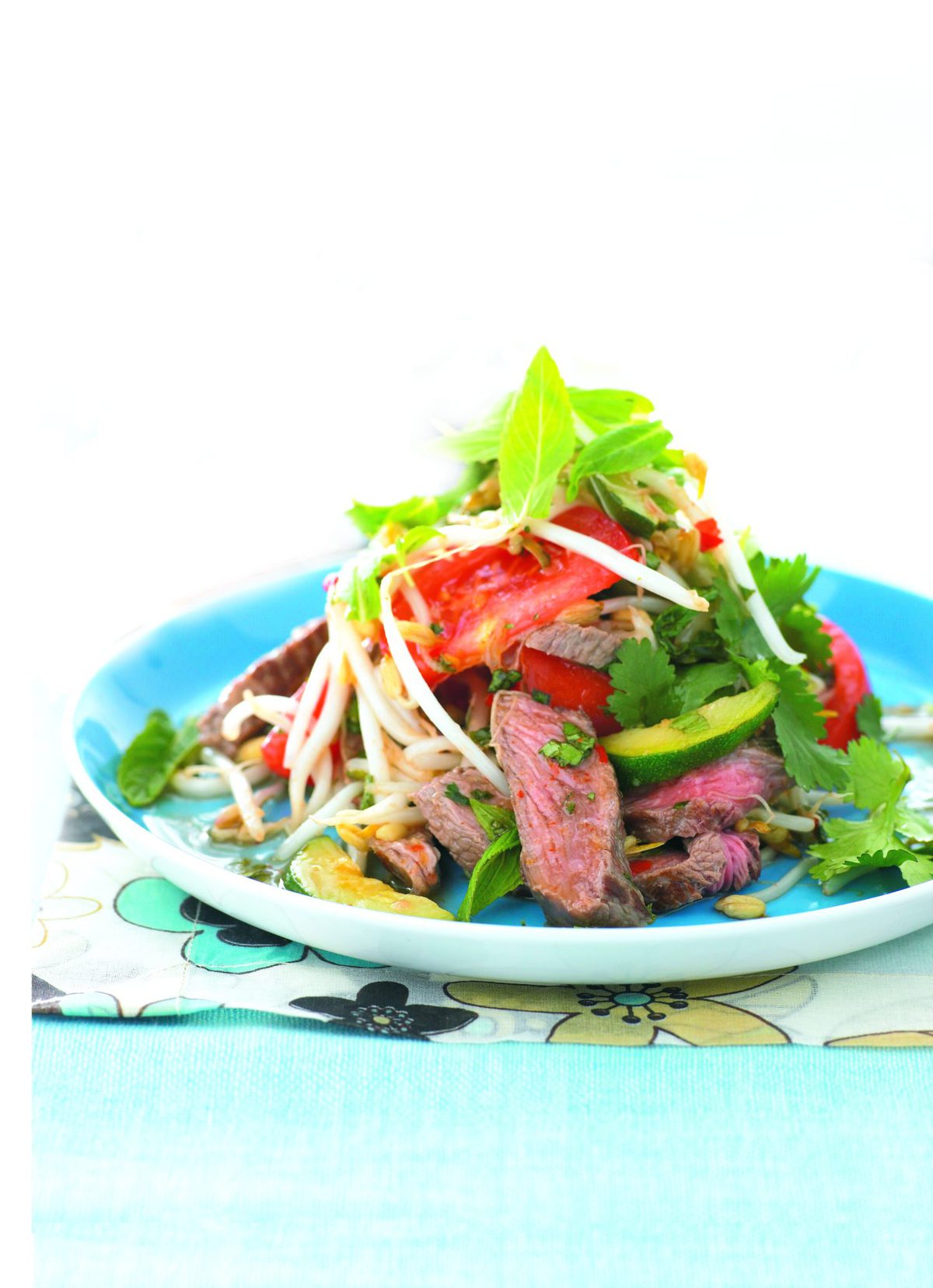 Barbecue lamb salad