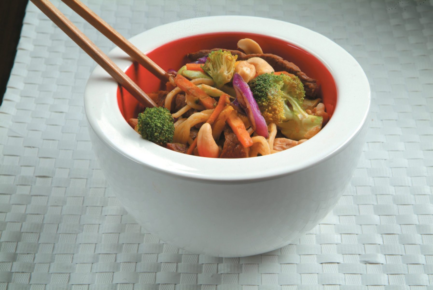 Beef and cashew stir-fry