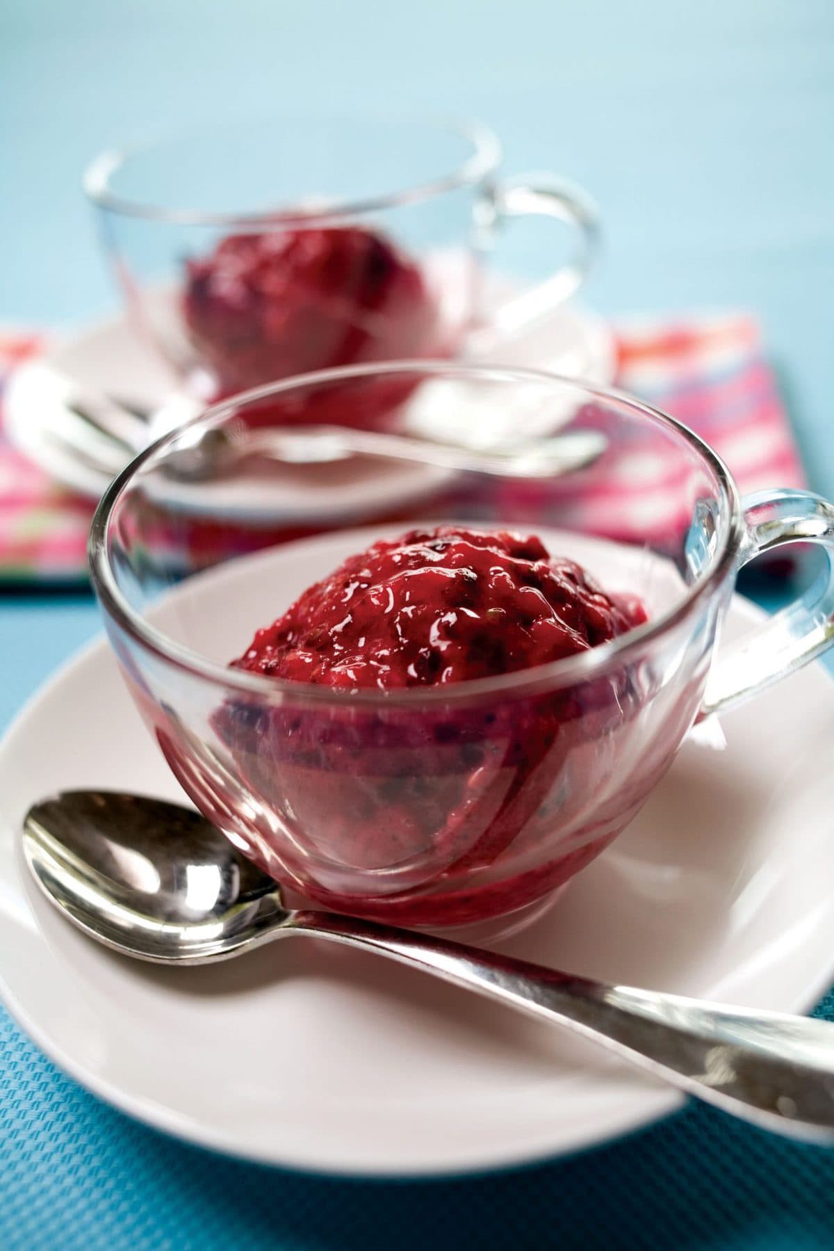 Berry easy instant ice cream