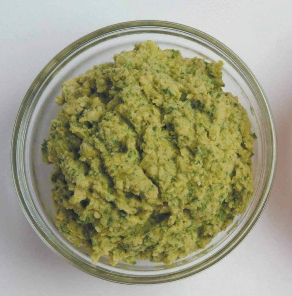 Broad bean, pea and mint dip
