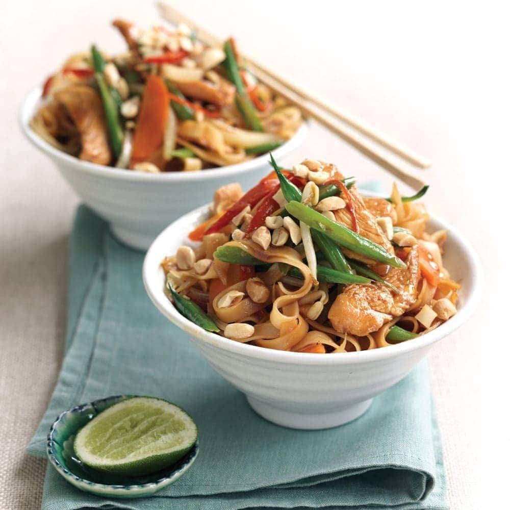 Chicken pad Thai with peanuts and lime Chicken pad Thai with peanuts and lime