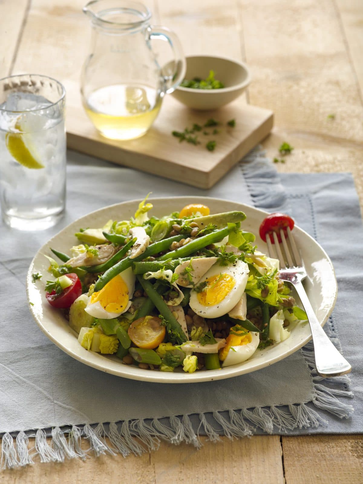 Chicken Niçoise salad