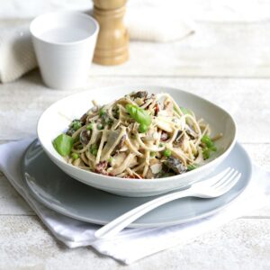 Chicken and mushroom spaghetti carbonara