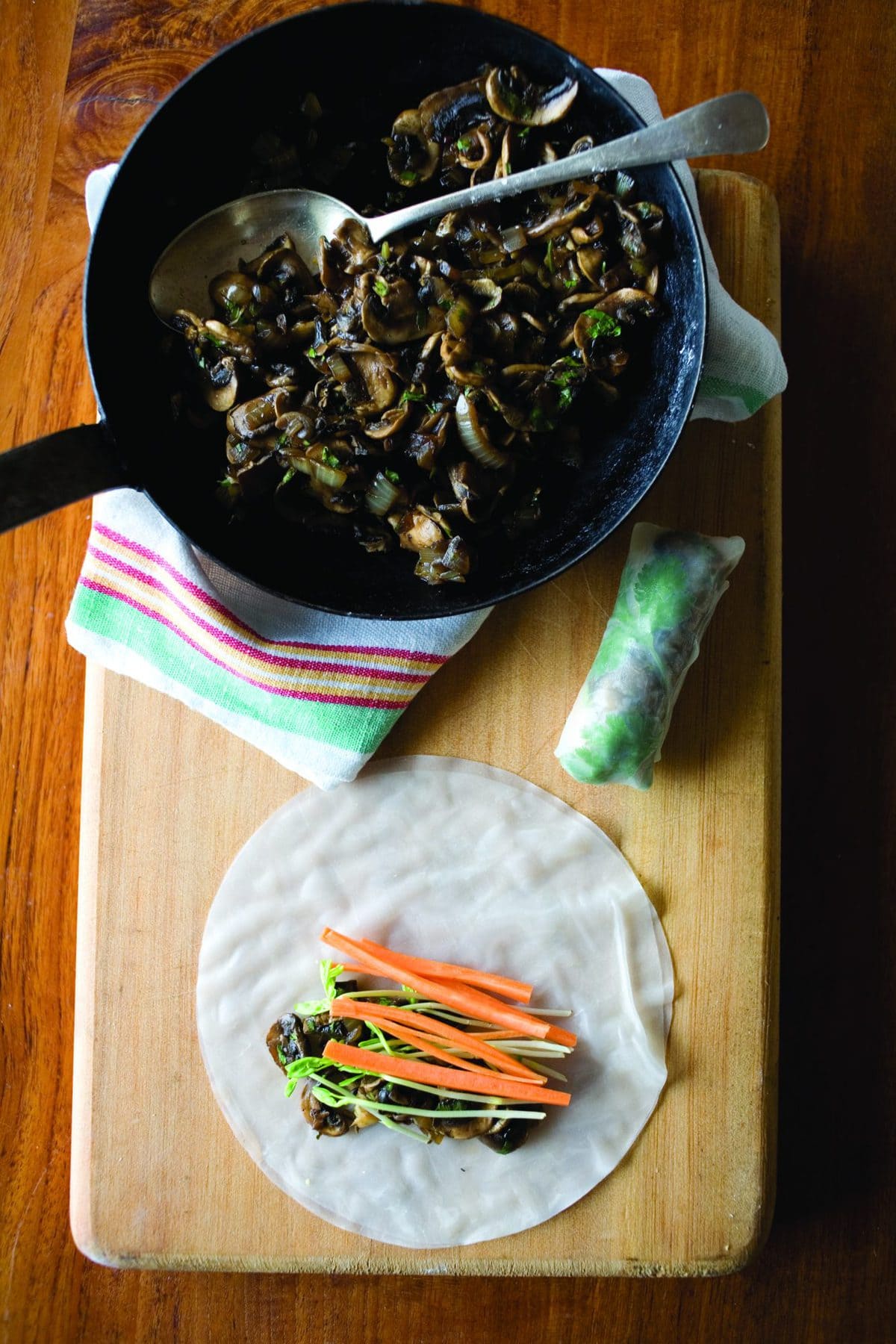 Chilli mushroom rice paper rolls