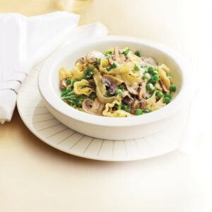 Creamy mushroom and spinach fettuccine