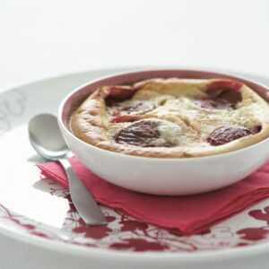 Creamy almond plum pudding