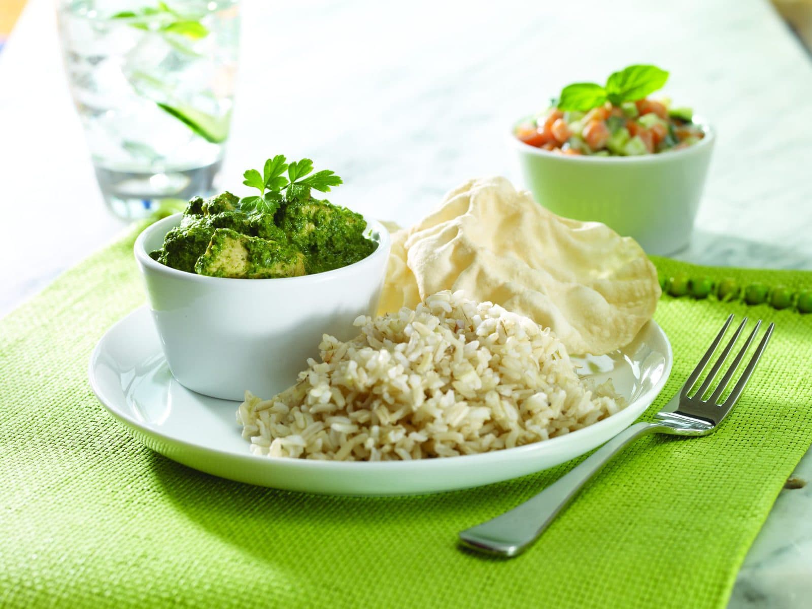 Creamy chicken and spinach curry