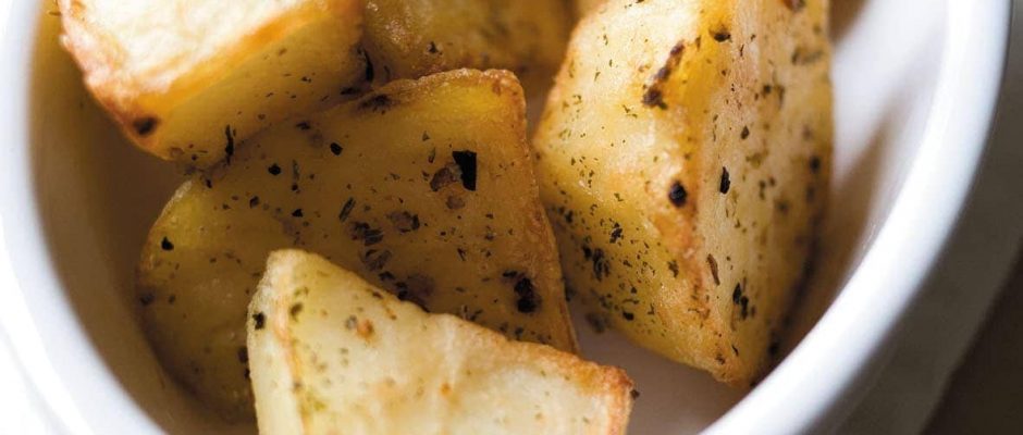 Roast potatoes with bay leaves