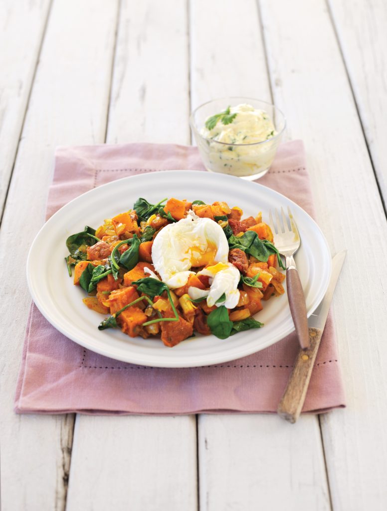 Crushed kumara, sun-dried tomatoes and spinach with poached egg Crushed kumara, sun-dried tomatoes and spinach with poached egg