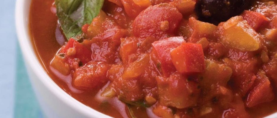 Fresh vegetable and basil pasta sauce