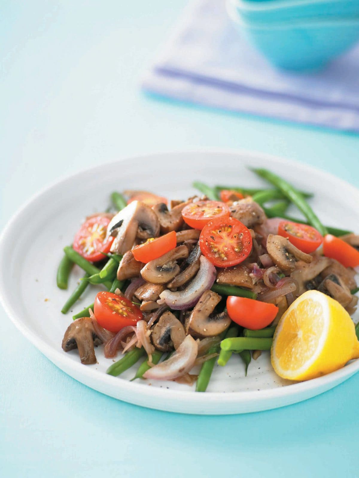 Green bean and mushroom salad