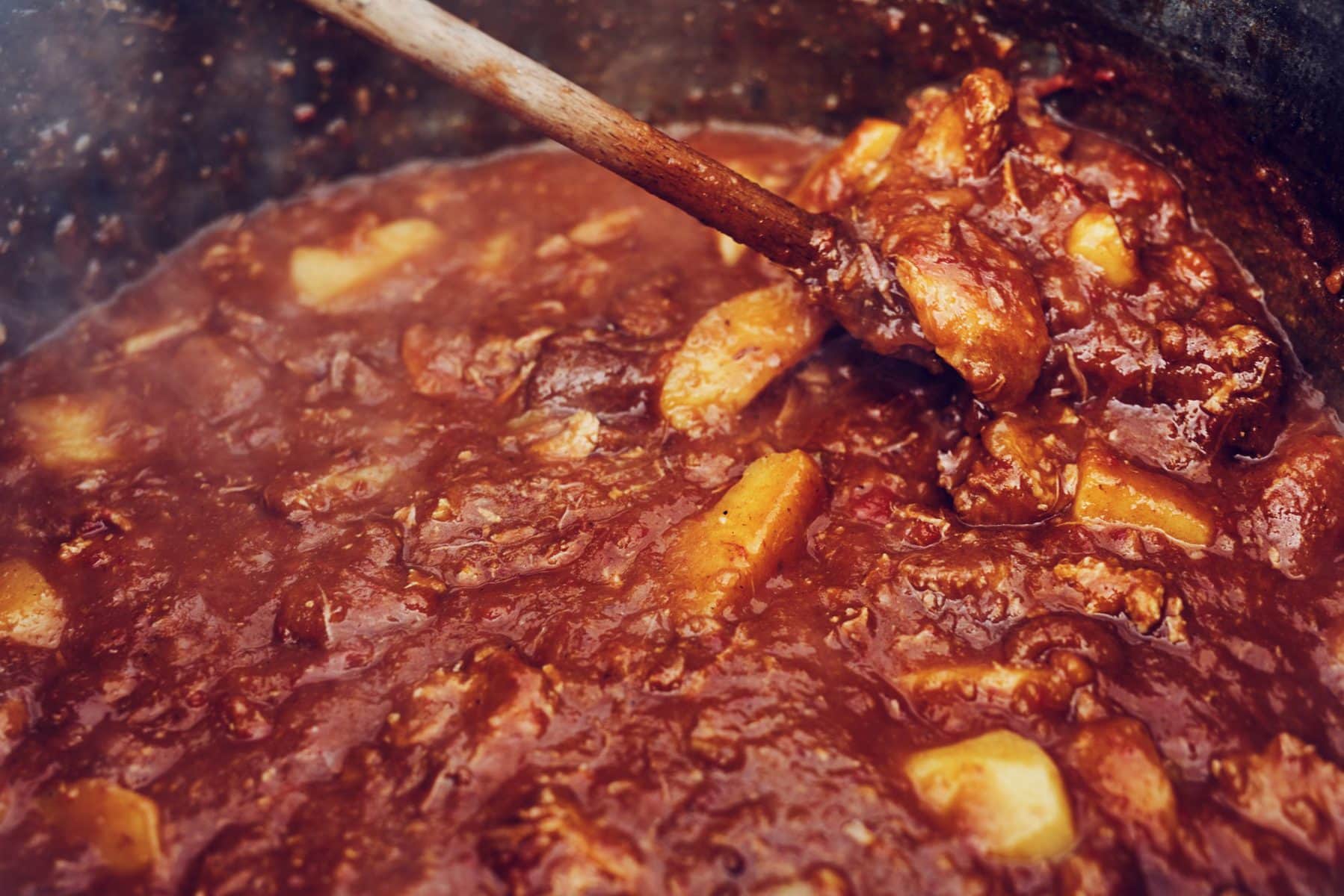 Gumbo with vegetables, coconut and ginger