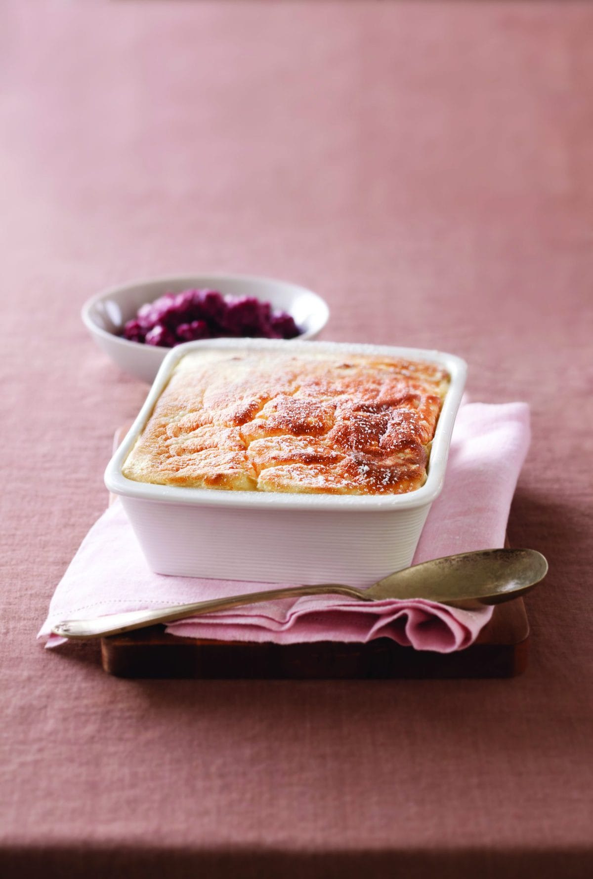 Lemon sago pudding