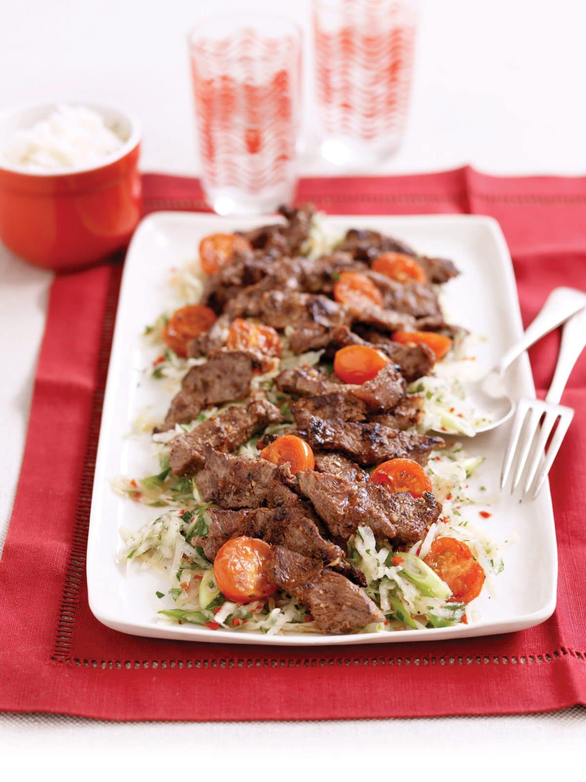 Lemongrass seared beef and green pawpaw salad